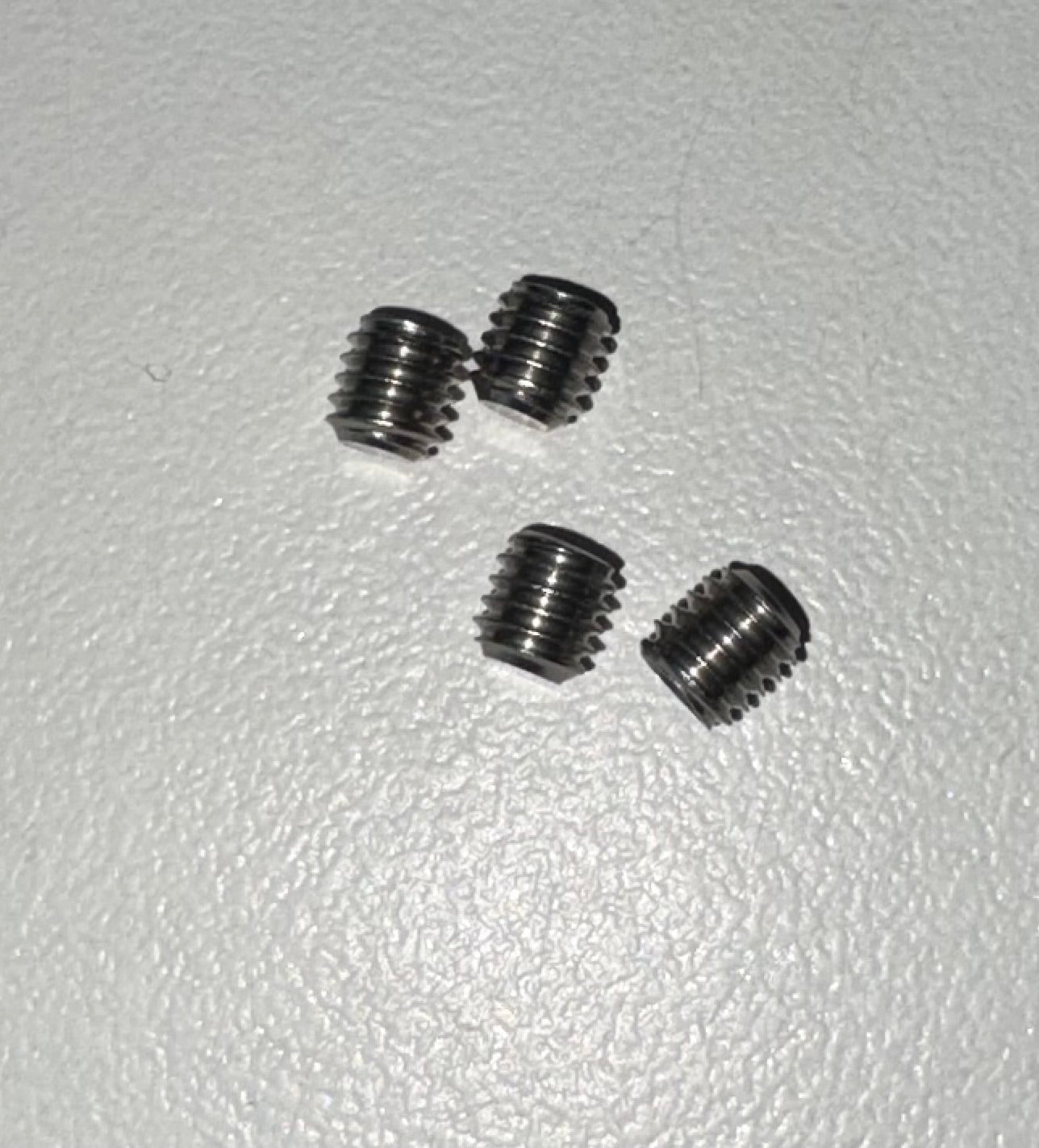 SG&P Flush Mate Grub Screws x 4